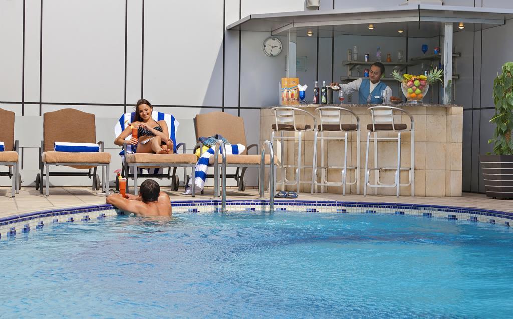 Al Manzel Hotel Apartments Abu Dhabi Eksteriør billede